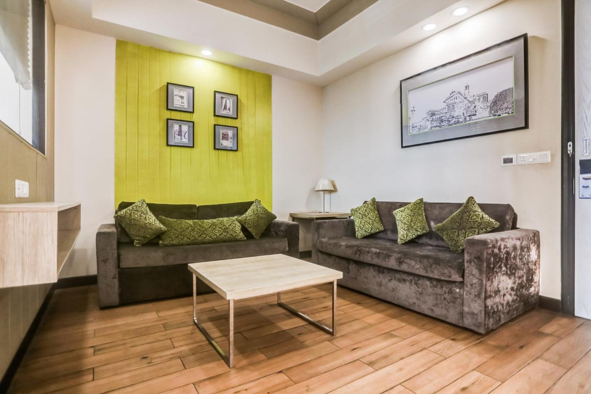 Collection O Limewood Stay Гургаон Экстерьер фото